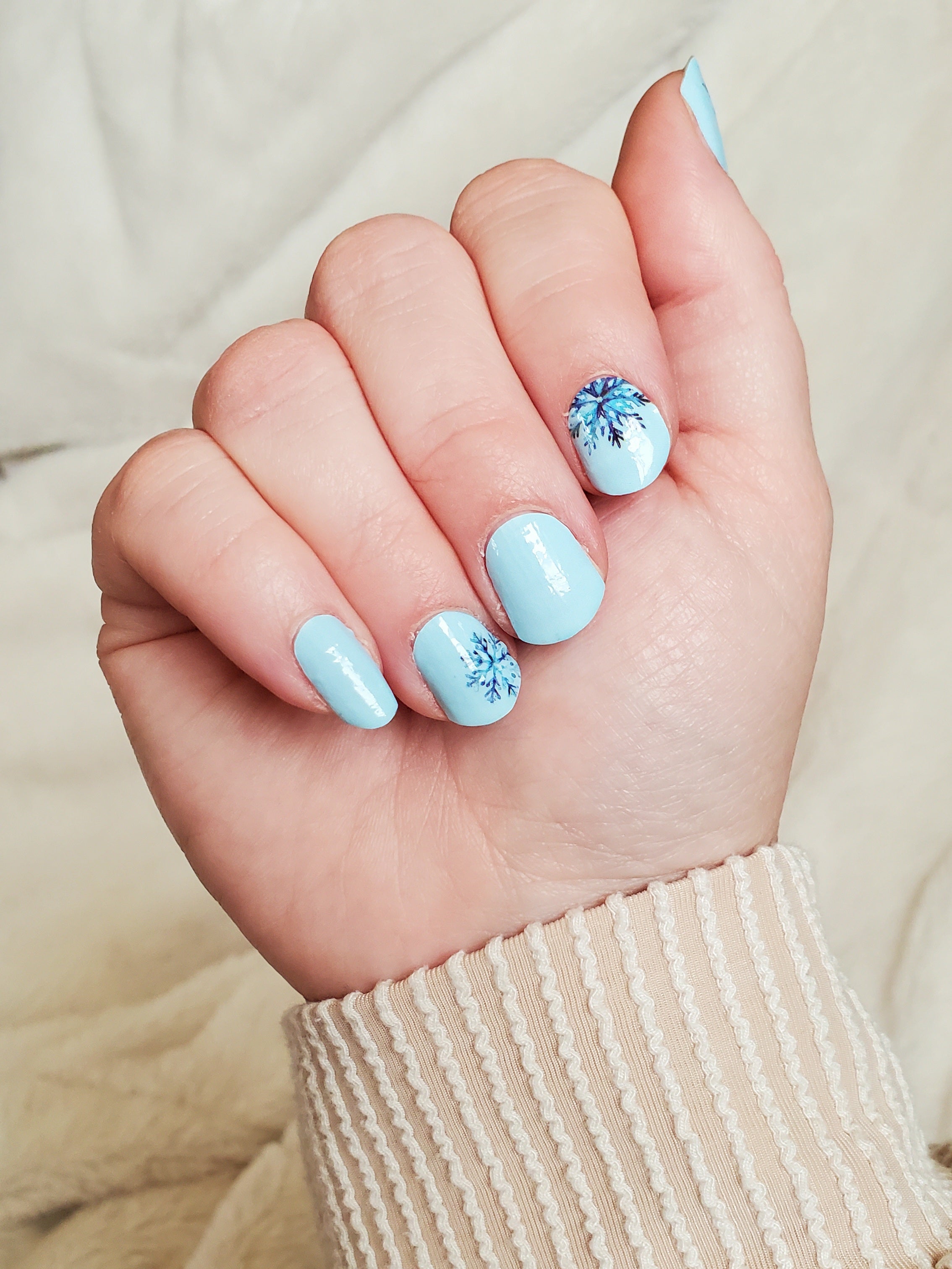 Frosted Flurry Nail Wrap Set