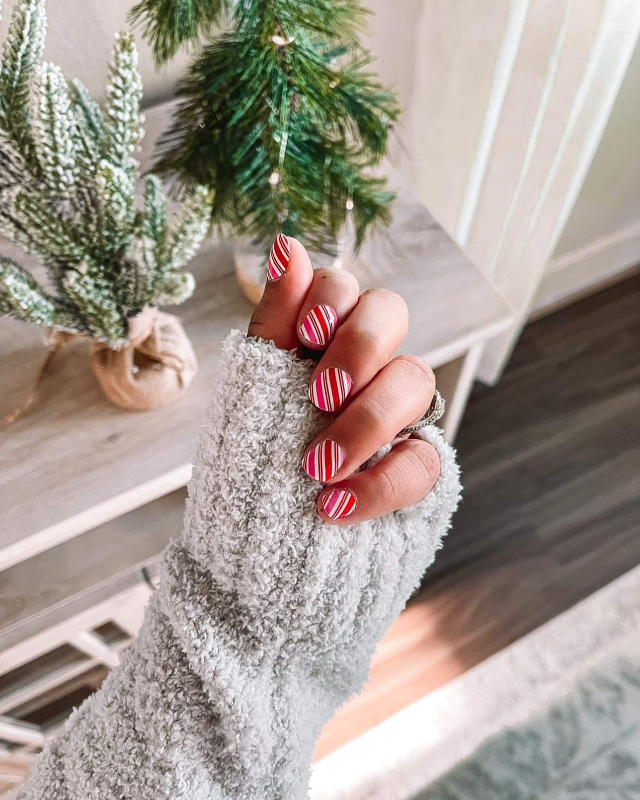 Candy Cane Lane Nail Wrap Set